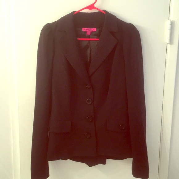 Black Blazer - Picture 1 of 3